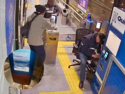 Captura de una cámara de seguridad con personas junto a los validadores de una estación del Trolebús.