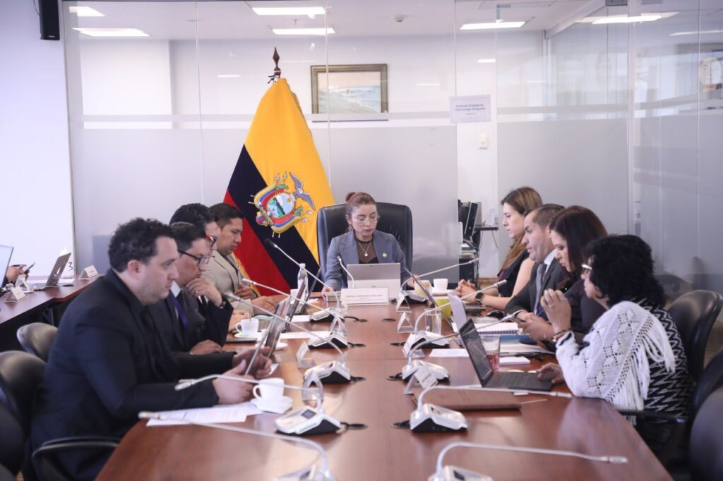 Sesión 135 de la Comisión de Régimen Económico de la Asamblea Nacional, con las comparecencias sobre la ejecución del Presupuesto General del Estado, el 12 de octubre de 2026.