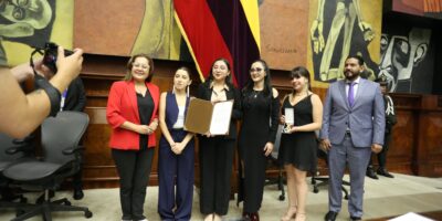 Acto de reconocimiento en el salón del Pleno de la Asamblea Nacional, en Quito, en diciembre de 2024. Imagen de archivo.