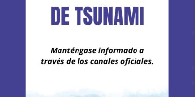 Gráfica oficial de la Secretaría Nacional de Gestión de Riesgos con el texto «No existe amenaza de tsunami» y el pedido de mantenerse informado a través de los canales oficiales, difundida el 9 de octubre de 2026.