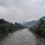 Río Budhi Gandaki entre montañas de Nepal, en una fotografía de archivo de septiembre de 2019.